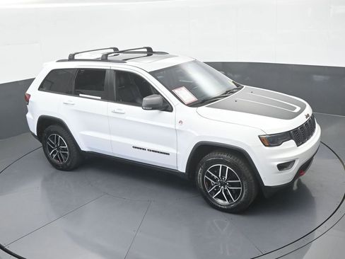 Used 2021 Jeep Grand Cherokee Trailhawk w/ Trailhawk Luxury Group AWD/4WD image 56