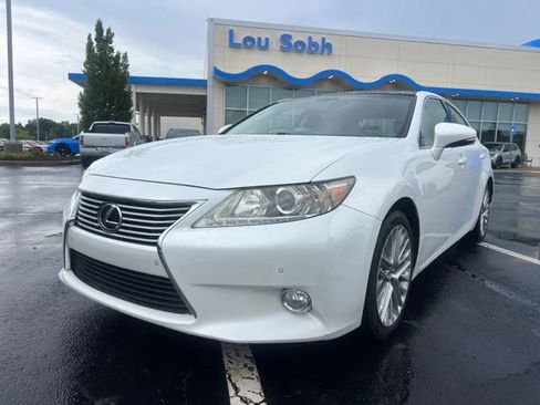 Used 2013 Lexus ES 350 FWD image 2