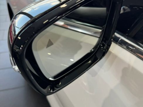 Used 2019 BMW M850i xDrive Convertible w/ M Carbon Exterior Package AWD/4WD image 59