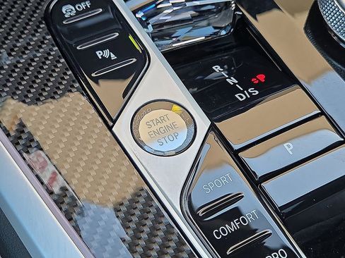 Used 2026 BMW X5 M60i image 29