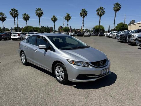 Used 2014 Honda Civic LX image 2