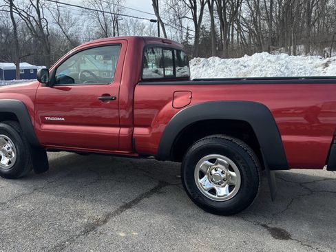 Used 2010 Toyota Tacoma 4x4 Regular Cab image 17