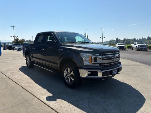 Used 2018 Ford F150 XLT w/ XTR Package AWD/4WD image 8