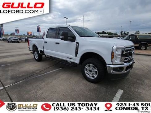 Used 2025 Ford F250 XLT AWD/4WD image 2