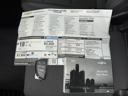 Certified 2022 Chevrolet Silverado 1500 LT image 17