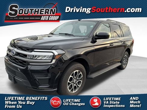 Used 2024 Ford Expedition XLT AWD/4WD image 1