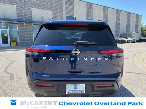 Used 2025 Nissan Pathfinder SV FWD image 15