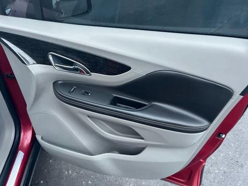 Used 2014 Buick Encore FWD image 28