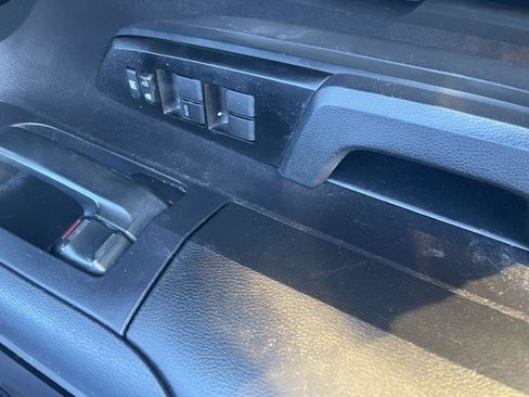 Used 2016 Toyota Tundra SR w/ Tow Package RWD image 13