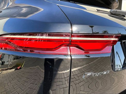 Used 2021 Jaguar F-PACE S image 29