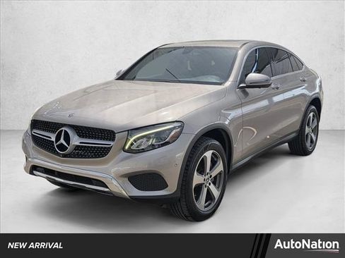 Used 2019 Mercedes-Benz GLC 300 4MATIC Coupe image 1