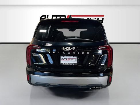 Used 2025 Kia Telluride S AWD/4WD image 6