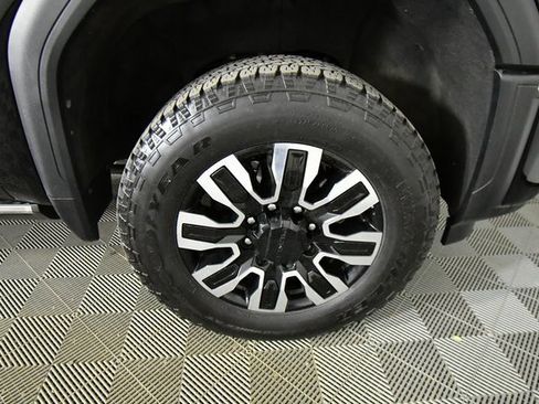 Used 2024 GMC Sierra 3500 Denali Ultimate image 17