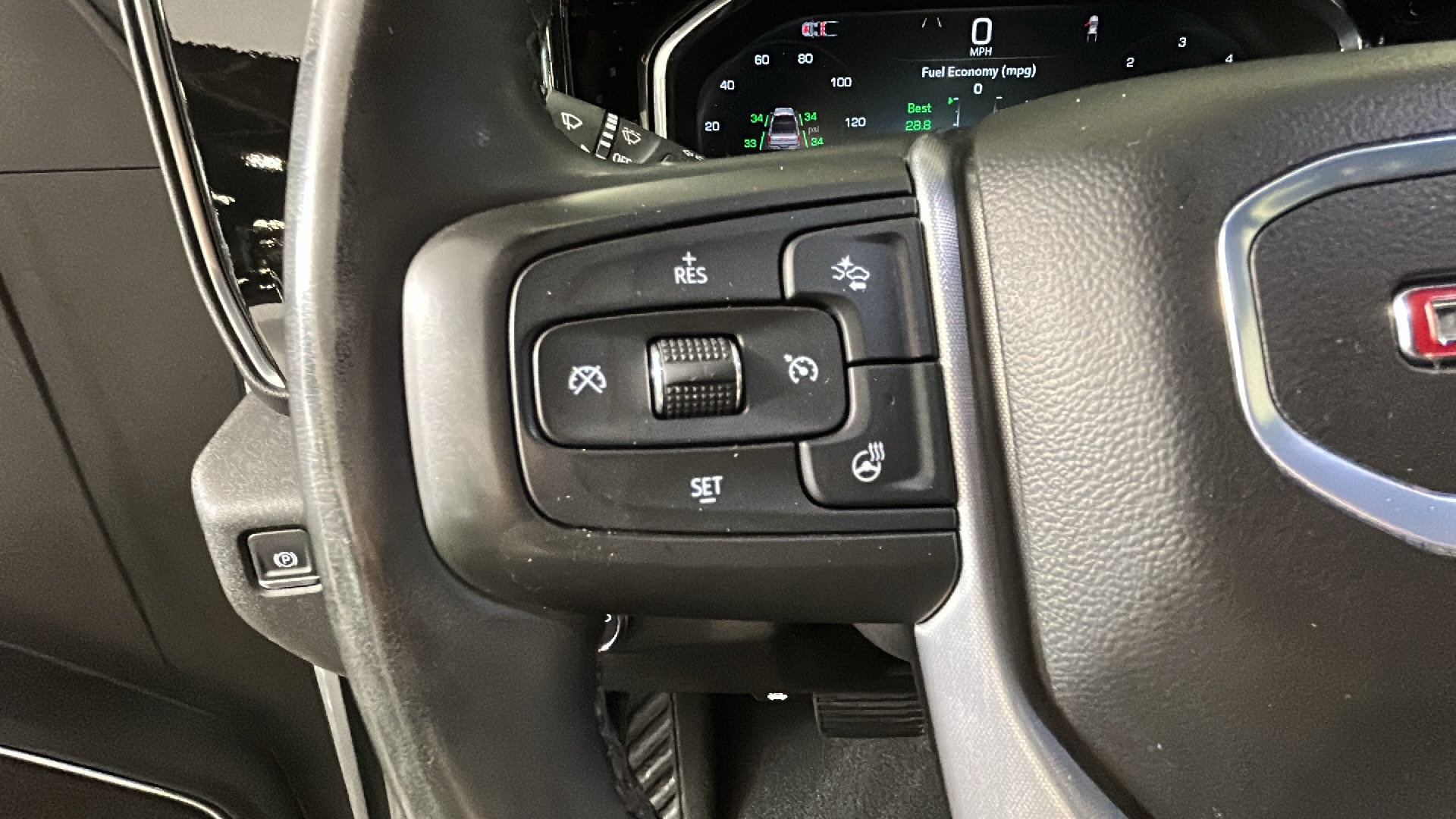 Used 2024 GMC Sierra 1500 SLE AWD/4WD image 18