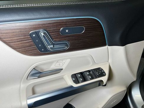 Certified 2026 Mercedes-Benz GLB 250 4MATIC image 22