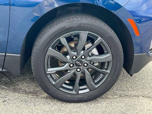 Used 2022 Chevrolet Equinox RS w/ LPO, Floor Liner Package AWD/4WD image 7