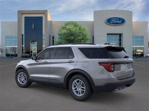 New 2026 Ford Explorer Active w/ Active Comfort Package image 4