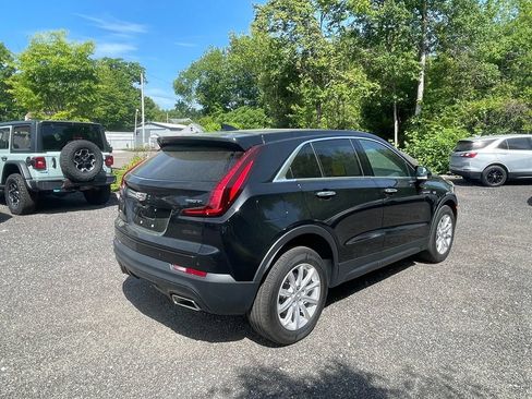 Used 2021 Cadillac XT4 Luxury w/ Cold Weather Package AWD/4WD image 5