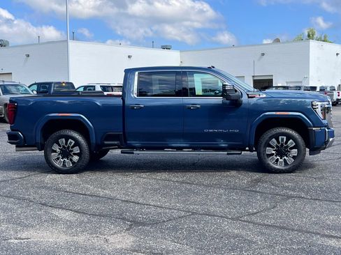 New 2026 GMC Sierra 2500 Denali w/ Denali Reserve Package AWD/4WD image 53