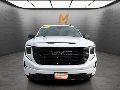 Used 2022 GMC Sierra 1500 Elevation w/ LPO, Elevation Black Package image 6