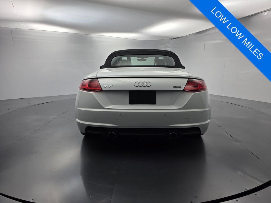 Used 2022 Audi TT 2.0T AWD/4WD image 6