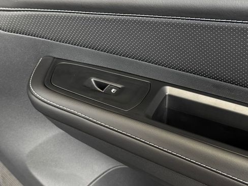 New 2026 Volkswagen Atlas SE FWD image 26