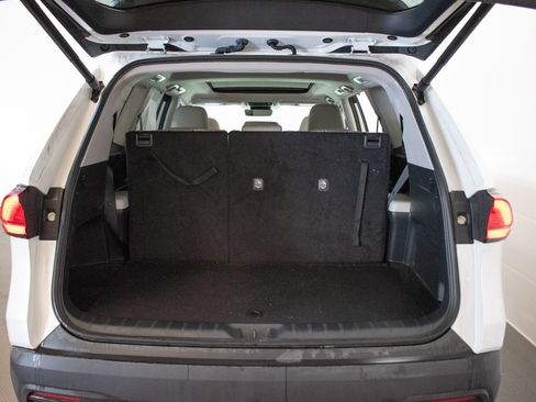 Used 2024 Toyota Grand Highlander AWD image 25