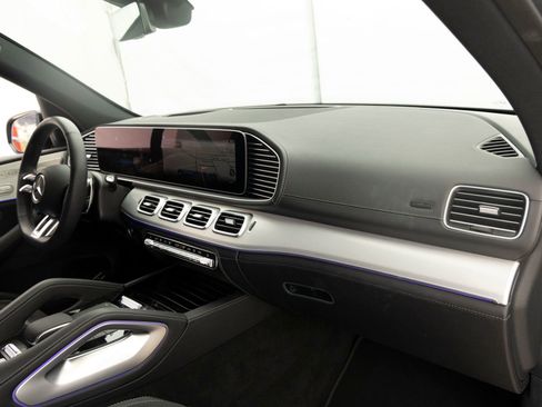 Used 2024 Mercedes-Benz GLE 53 AMG 4MATIC image 28