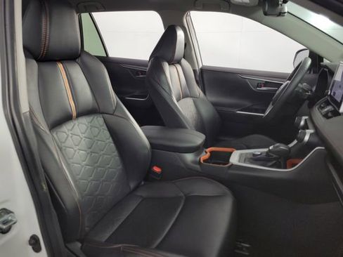 Used 2023 Toyota RAV4 Adventure image 15