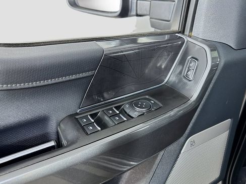 Used 2022 Ford F150 XLT w/ Equipment Group 302A High AWD/4WD image 15