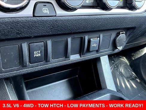 Used 2022 Toyota Tacoma SR AWD/4WD image 17