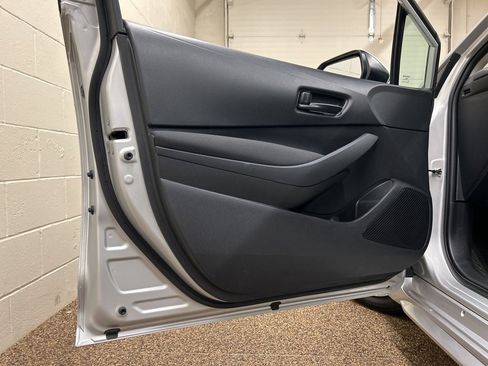 Used 2024 Toyota Corolla LE image 13