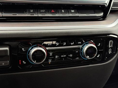 New 2026 GMC Sierra 2500 SLT image 14