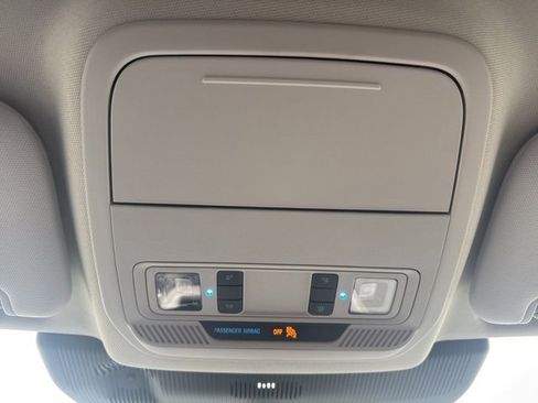 New 2026 Ford Explorer Active w/ Active Comfort Package image 24