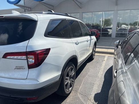 Used 2022 Honda Pilot Sport image 5
