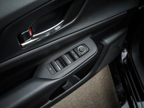 New 2026 Toyota Prius XSE image 18