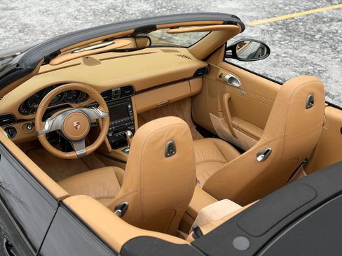Used 2009 Porsche 911 Carrera image 24