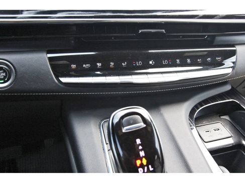 Used 2022 Cadillac Escalade Sport w/ Touring Package AWD/4WD image 23