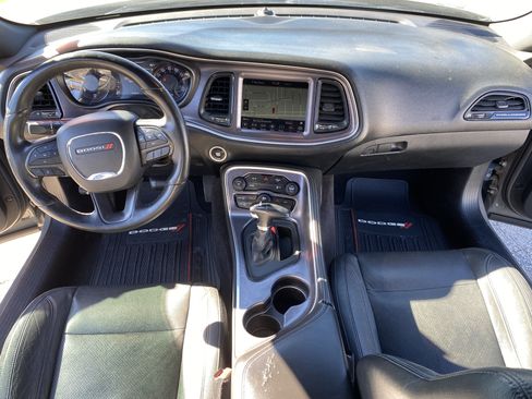 Used 2018 Dodge Challenger SXT w/ Blacktop Package image 13