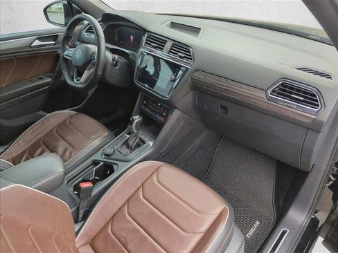 Used 2024 Volkswagen Tiguan SEL R-Line AWD/4WD image 22