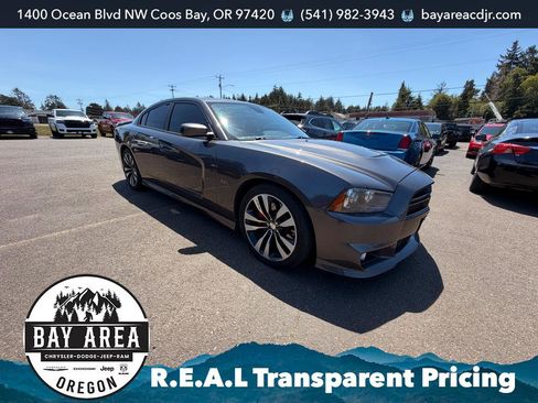 Used 2013 Dodge Charger SRT8 w/ Adaptive Cruise Control Group RWD image 8