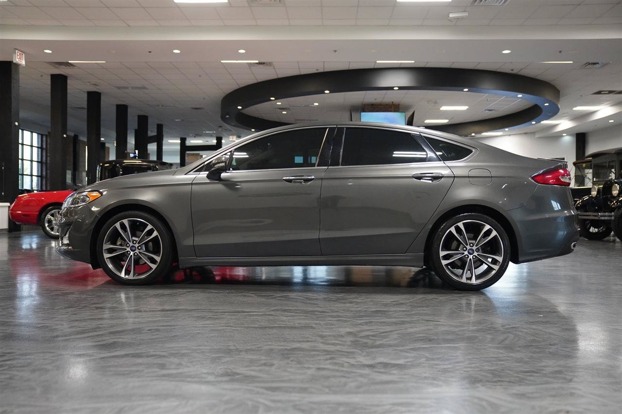 Used 2020 Ford Fusion Titanium AWD/4WD image 5