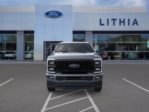 New 2026 Ford F250 Lariat w/ Black Appearance Package AWD/4WD image 6