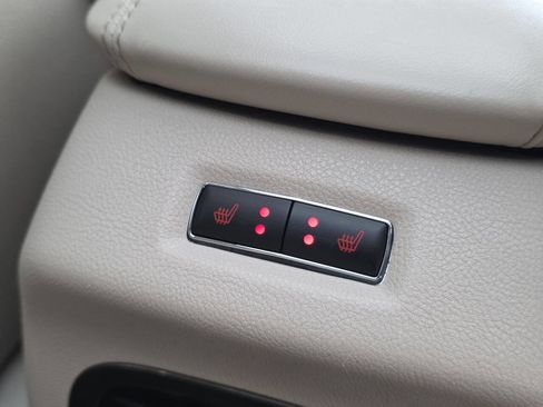 Used 2017 Lincoln MKC Reserve image 18