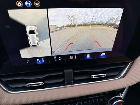 New 2026 Chevrolet Equinox ACTIV w/ Convenience Package III image 15