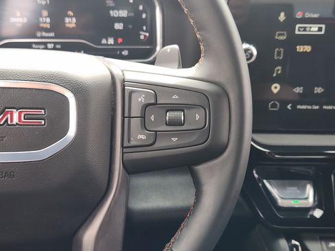 Used 2025 GMC Sierra 1500 AT4 AWD/4WD image 29