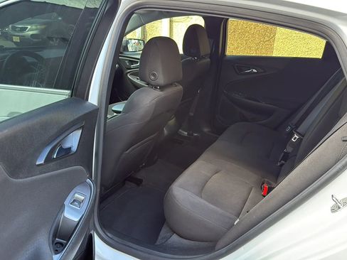 Used 2020 Chevrolet Malibu LS image 26