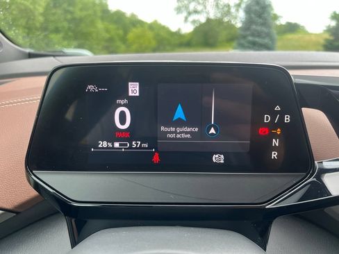 Certified 2023 Volkswagen ID.4 Pro AWD/4WD image 19