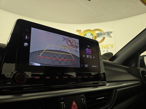 Used 2023 Kia Forte GT-Line w/ GT-Line Premium Package FWD image 21