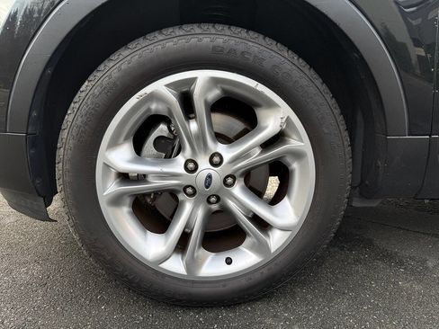 Used 2013 Ford Explorer Limited image 35